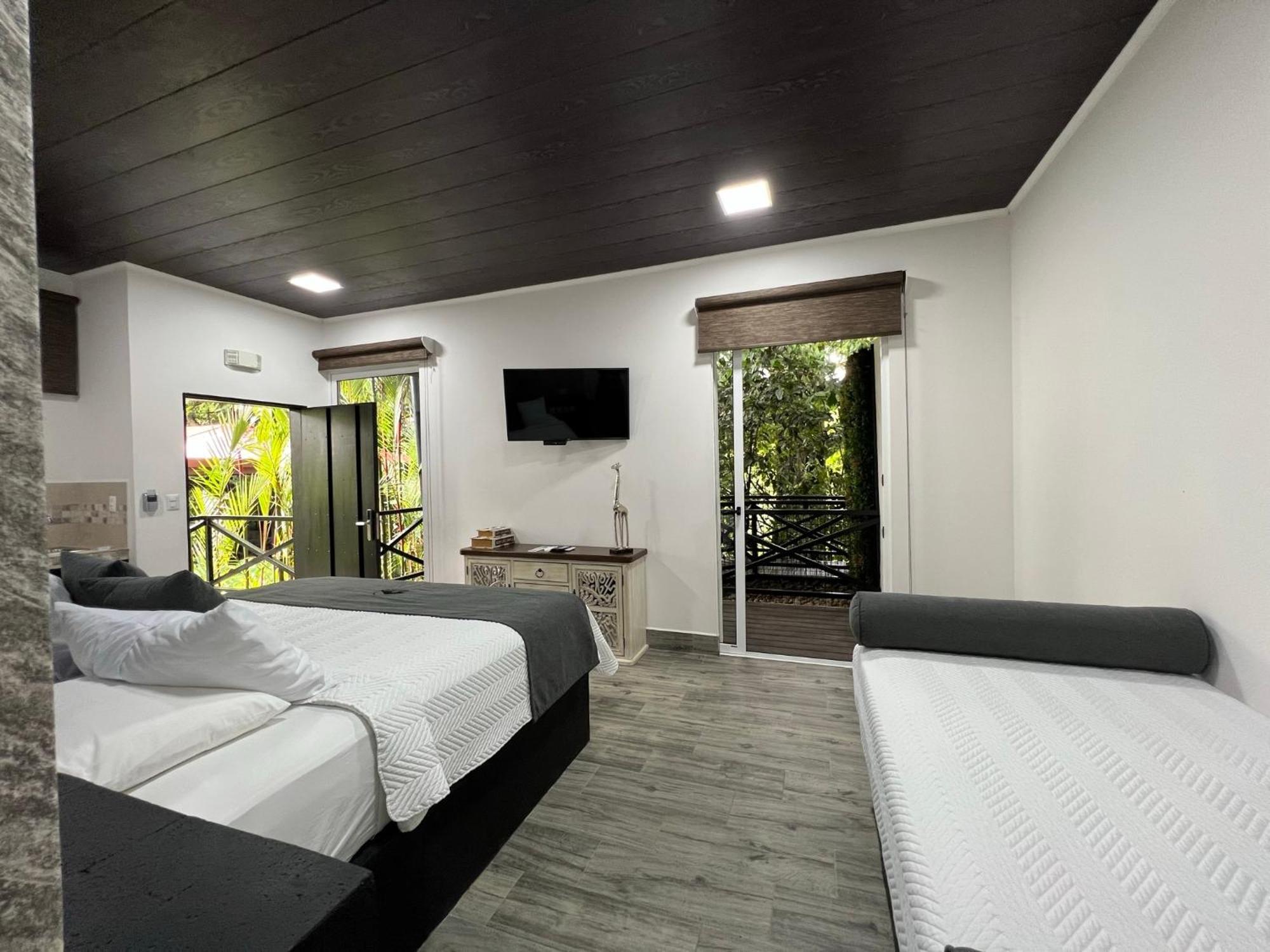 Hotel Boutique Casa Del Rio La Fortuna Ngoại thất bức ảnh